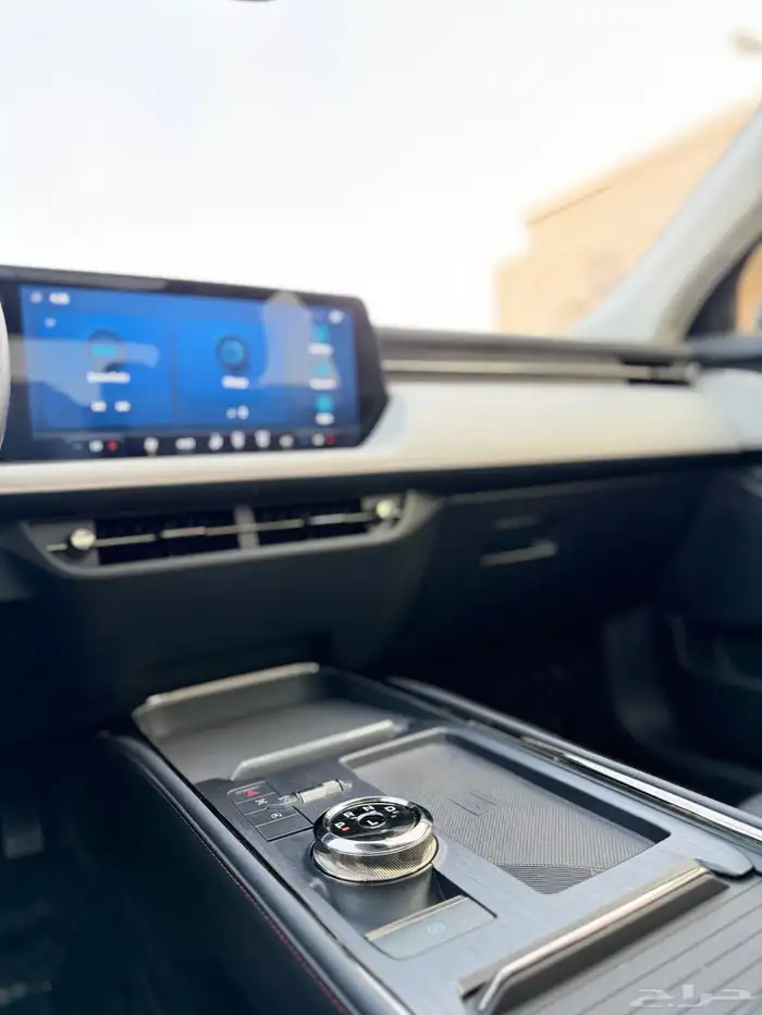 فورد تورس 2024 فل كامل تيتانيوم 66