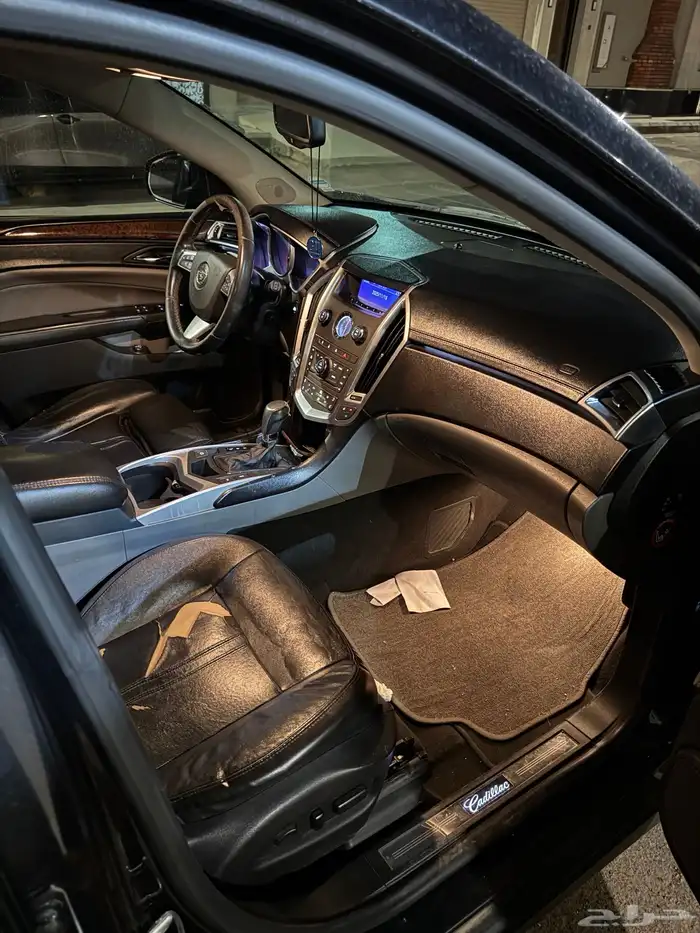 كاديلاك srx4 2011 13