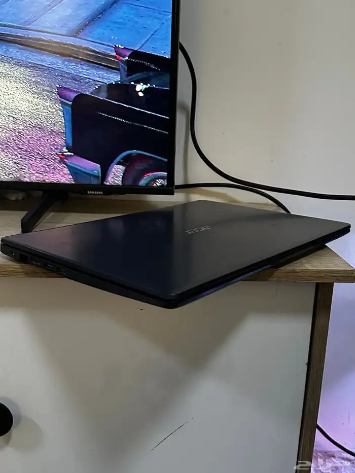 لابتوب ايسر نظيف موصفات قويه 11