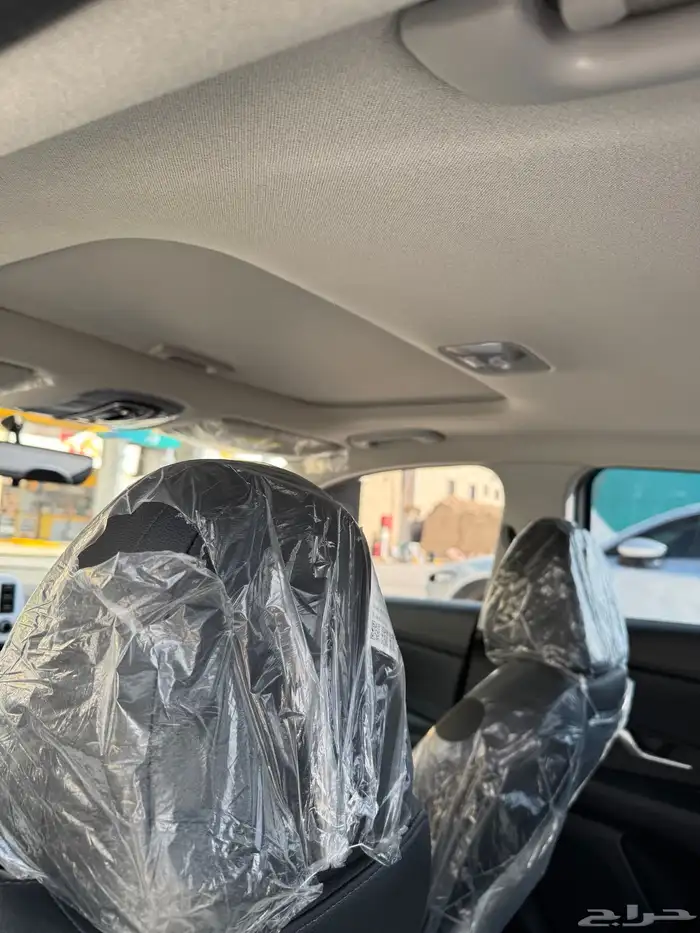 الانترا 2025 ابيض 8