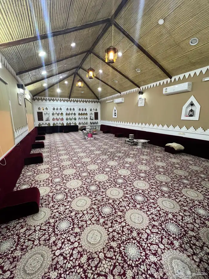 للبيع استراحة ومزرعة بالشقيق 0