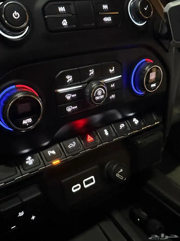 سلفرادو تريل بوس 2021 مخزن 21