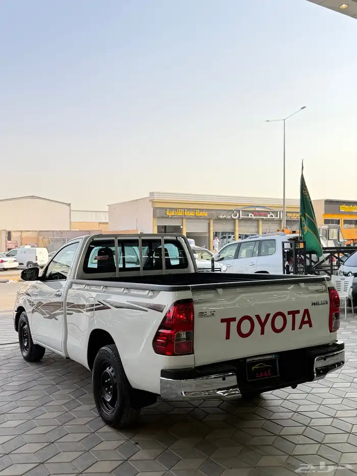 هايلوكس - 2022 - GLX - سعودي 7