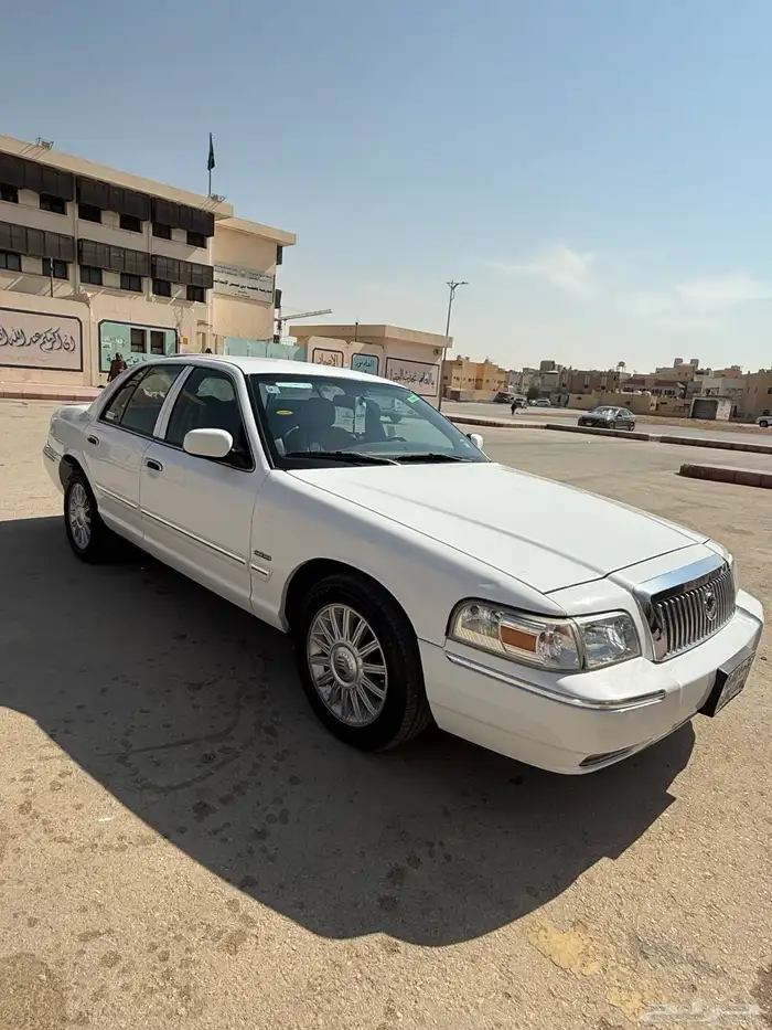 فورد ماركيز 2010 5