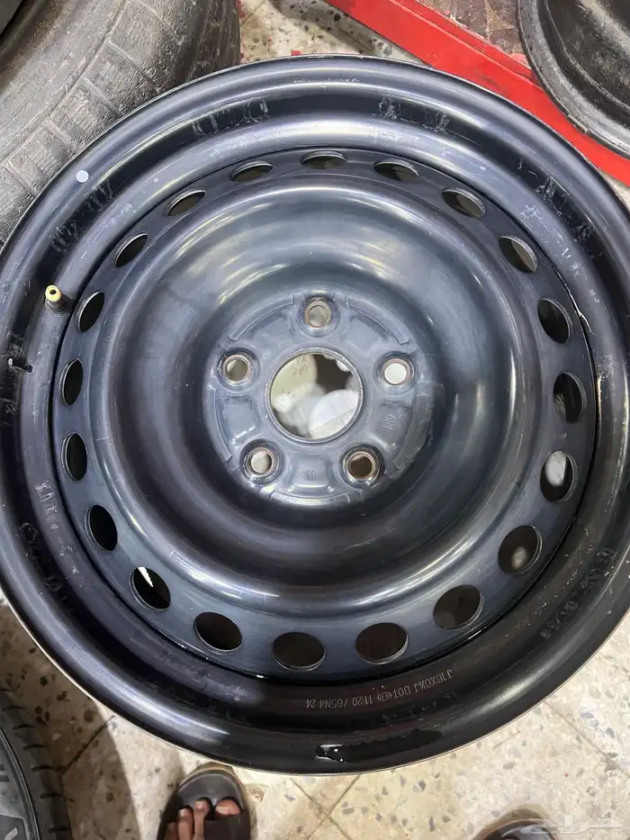 جنوط كامري سوح وكاله نازله من 2022 تركب من 13 الى 25 2