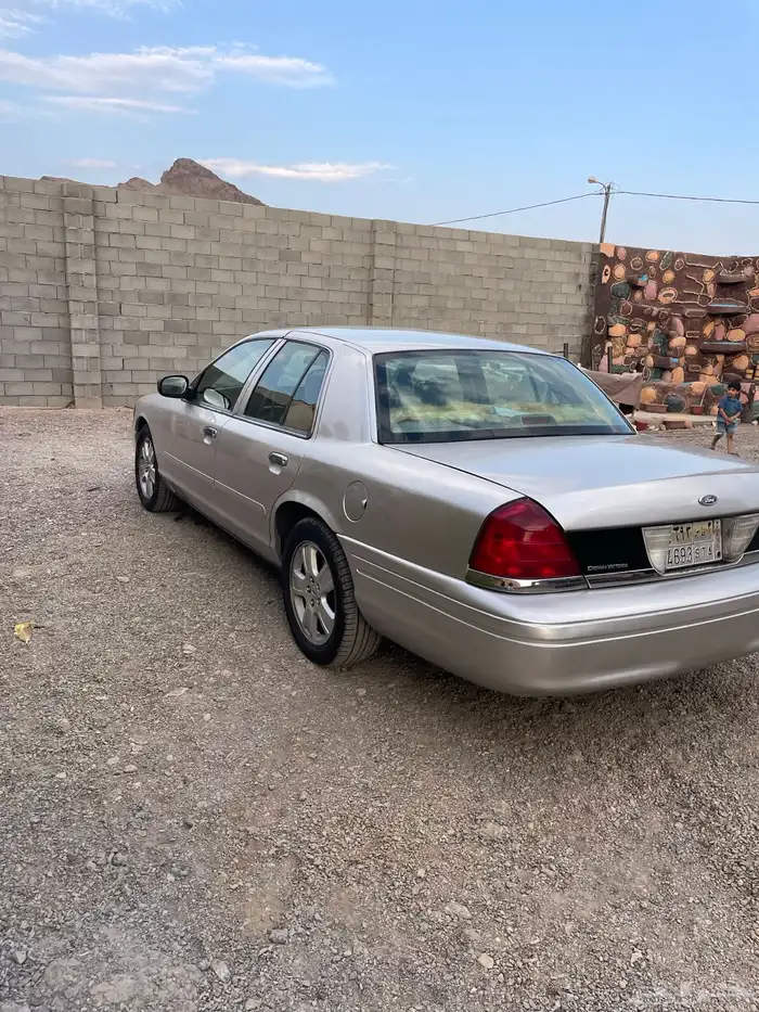 فورد فكتوريا 2006 سعودي 3