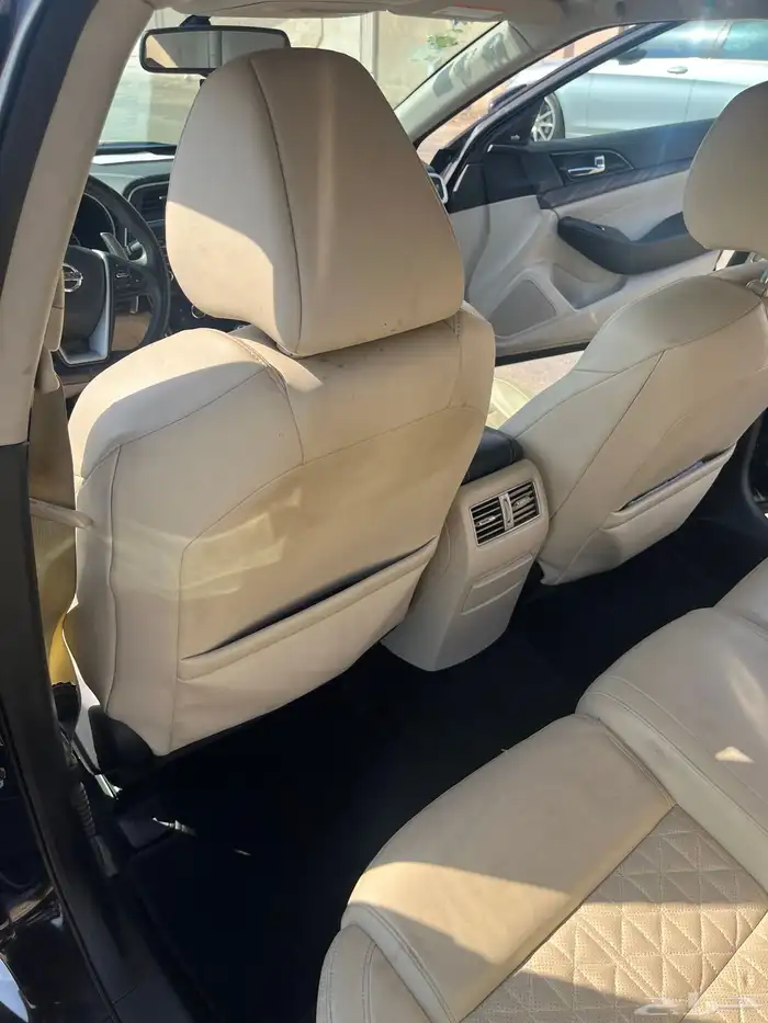 نيسان ماكسيما 2017 لببع فل كامل SR 22