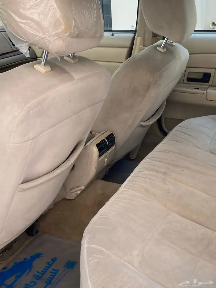 فورد كراون فكتوريا 2011 7