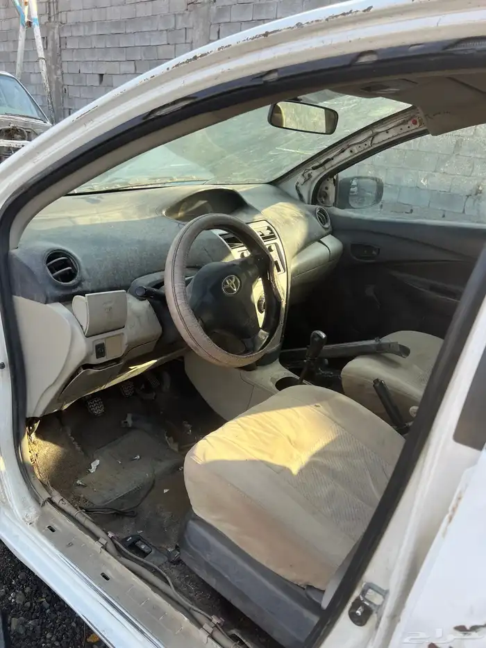 لبيع قطع غيار يارس 2008 0