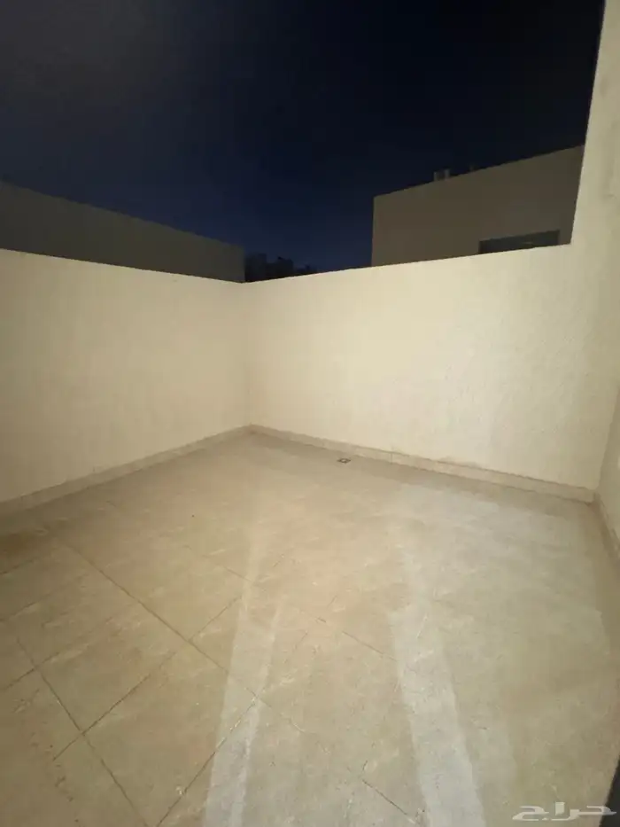 فيلا درج داخلي 15