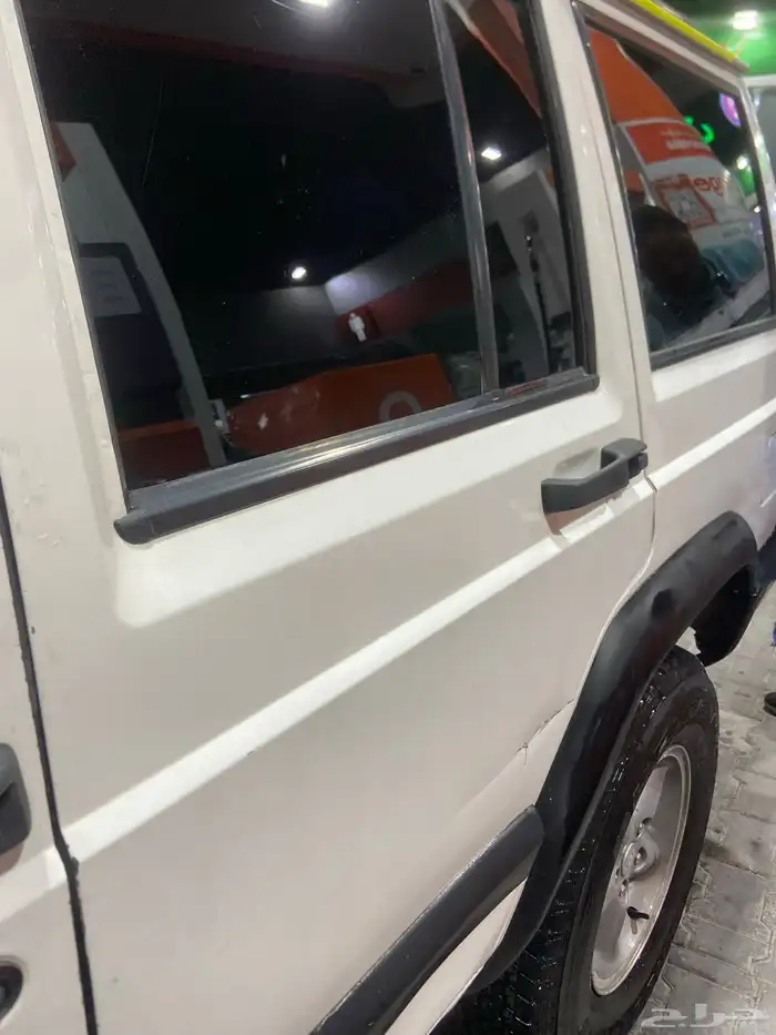 جيب شروكي 1997 6