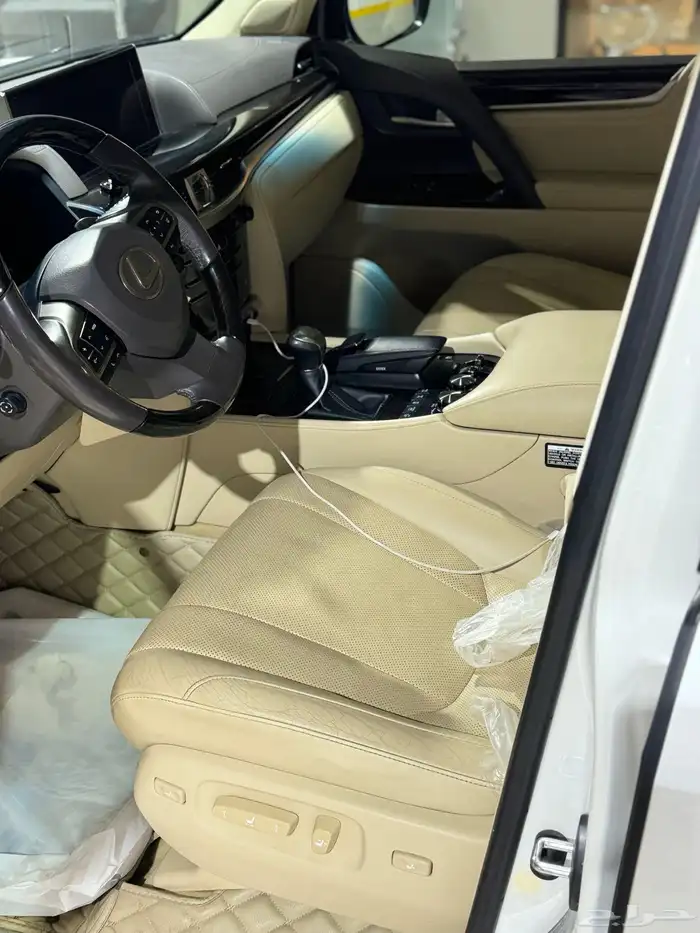لكزس 2019 سعودي للبيع 7