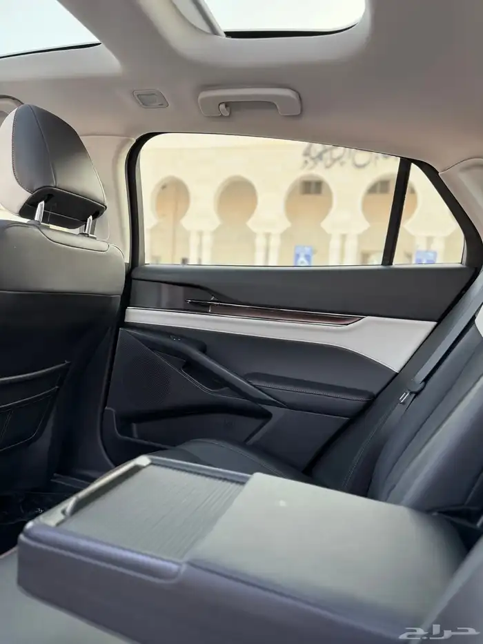 فورد تورس 2024 فل كامل تيتانيوم 77