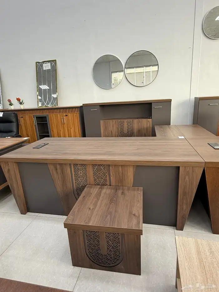 مكاتب ادراية فخمة جميع المقاسات 2