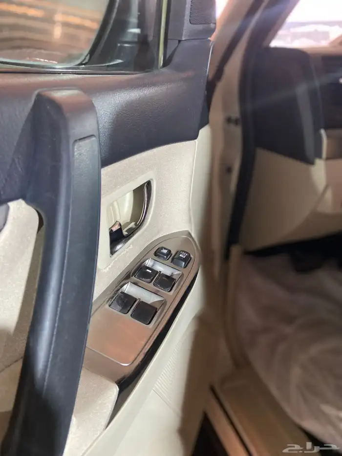 متسوبشي باجيرو GLS 2016 12