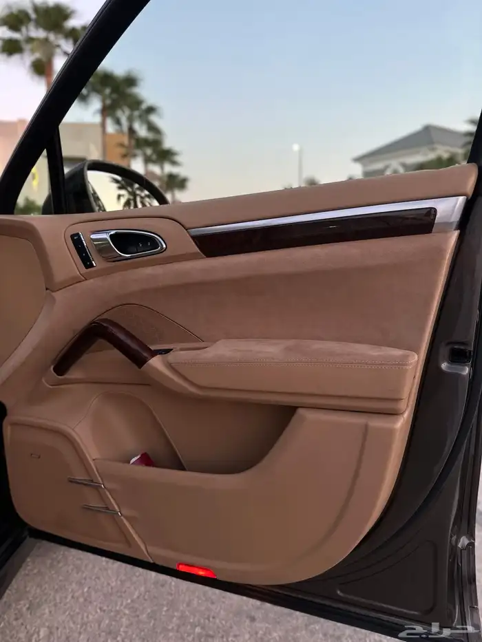 بورش كايين GTS 2013 عداد قليل 40