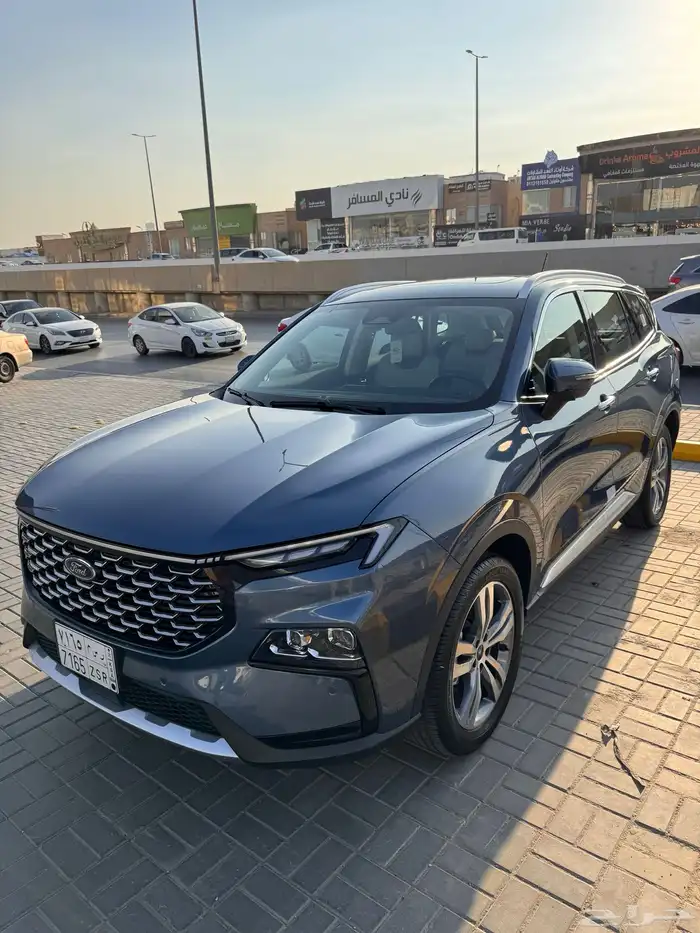 فورد تيتوري تيتانيوم ازرق للبيع 2023 صيانه مدفوعه ال 100 كم 5