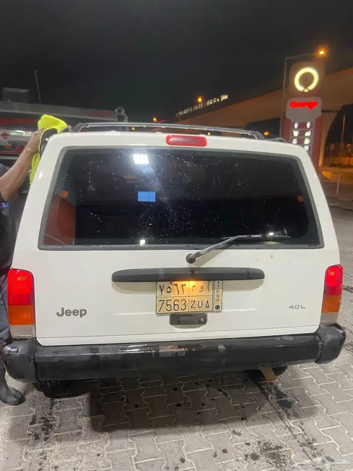 جيب شروكي 1997 0