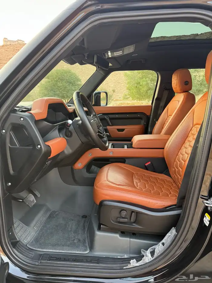 ديفندر 2020 V6 13