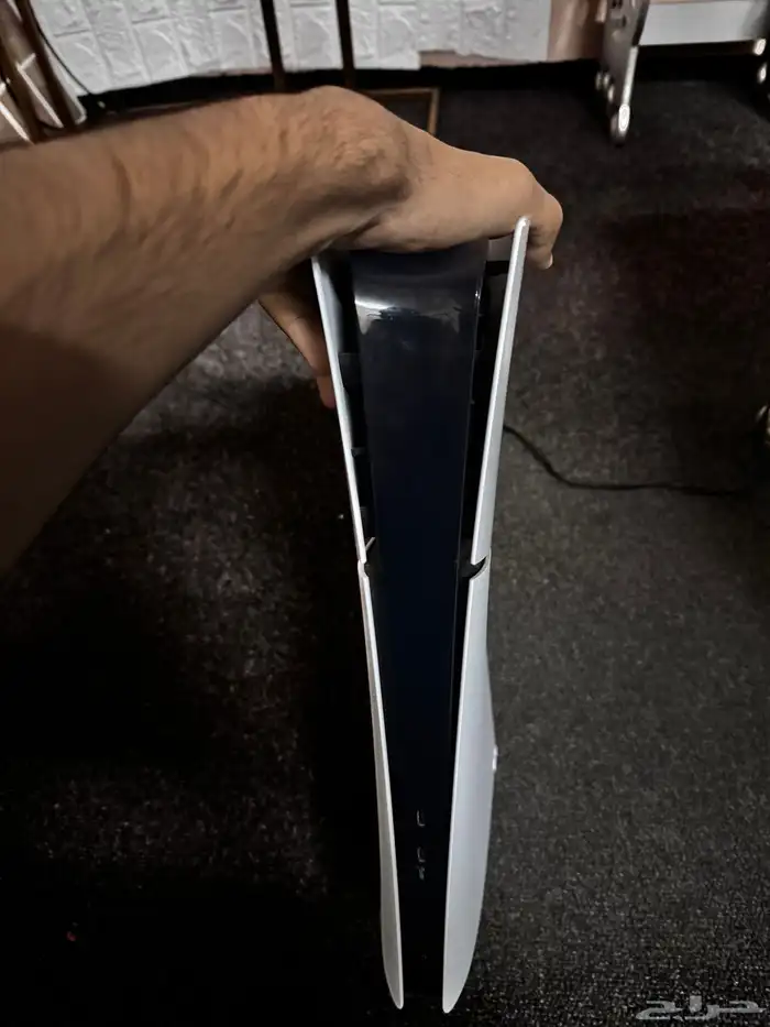 للبيع سوني 5ديجتال بدون مخرج اشرطه 1TB السوني نظيفه مرا 3