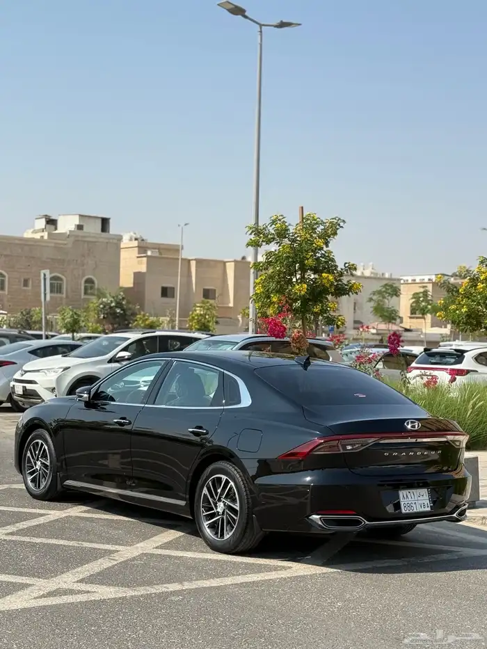 للبيع هونداي ازيرا المديل 2020 5