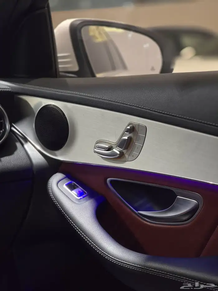 مرسيدس GLC200 موديل 2022 بحاله الوكاله 12