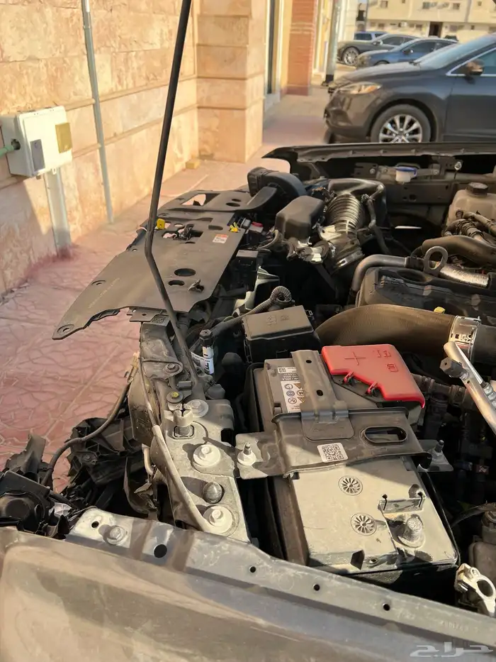 فورد رنجر والد ترك فل كامل م 24 ماشي سته الاف كيلو 2