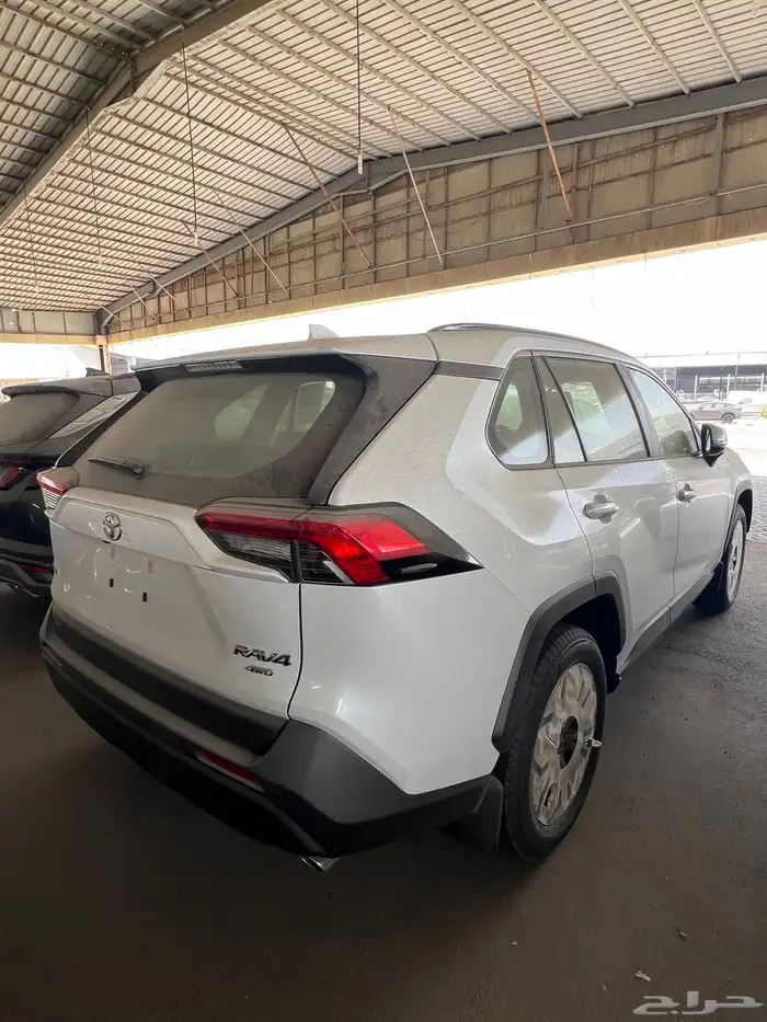 تويوتا رافور فل كامل بريمي 2025 اخر دفعه 4