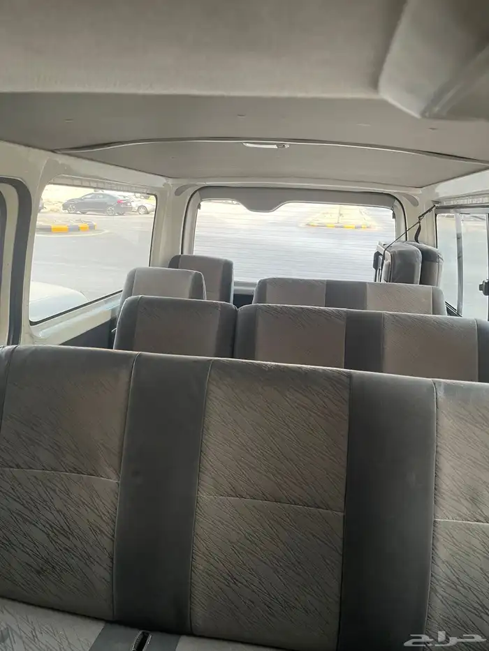 باص تويوتا 2013 للإيجار 1