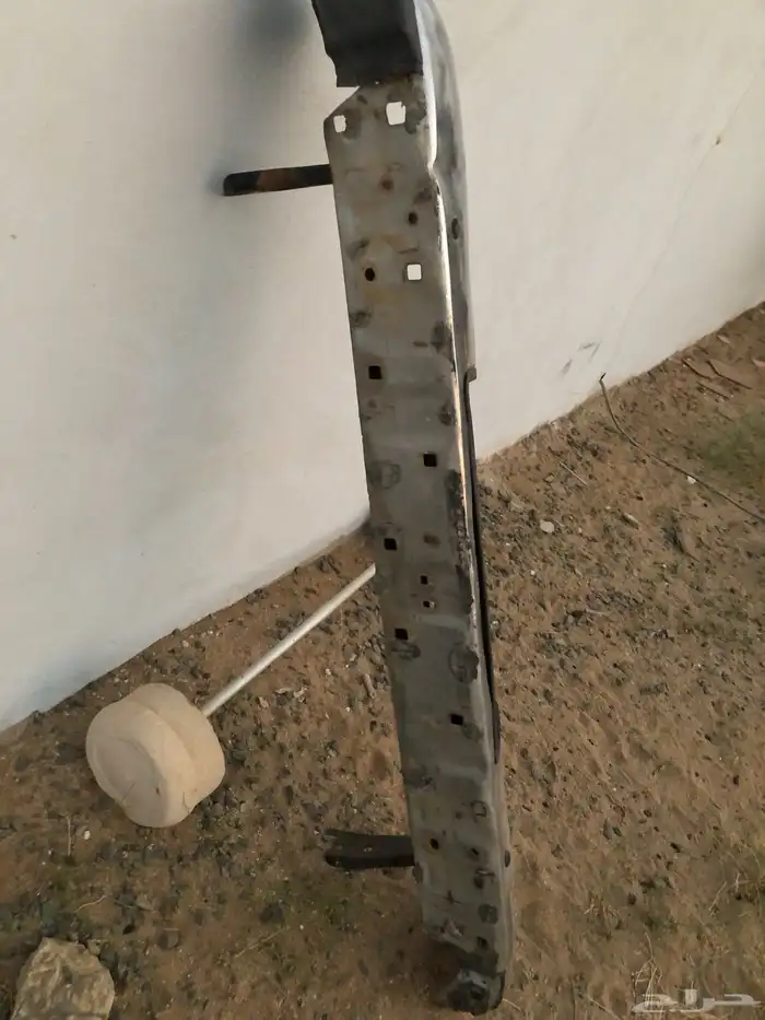 صدام خلفي هايلوكس 2