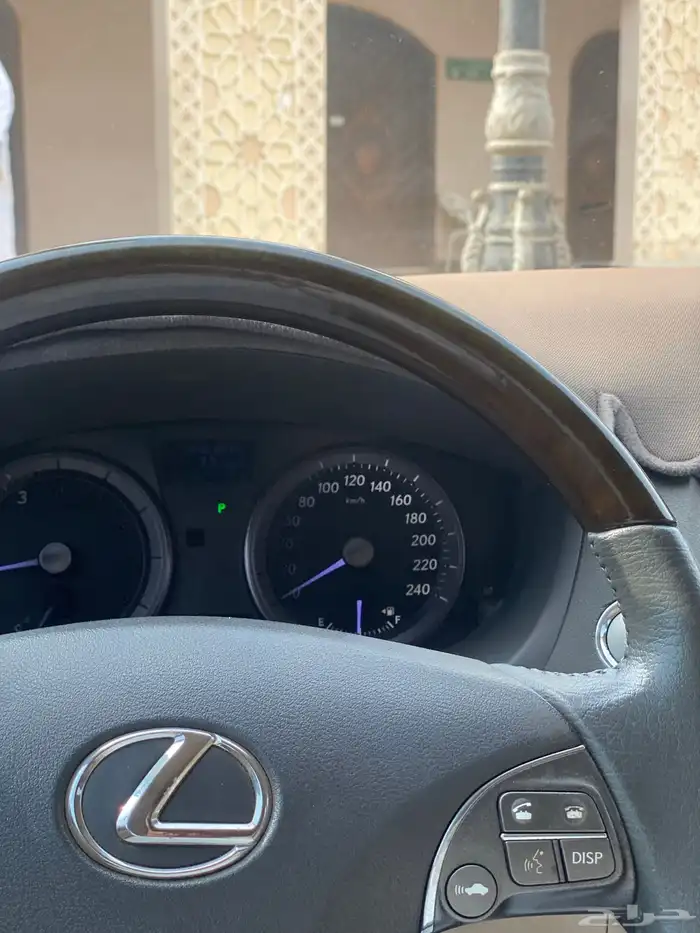 لكزس 2011 5