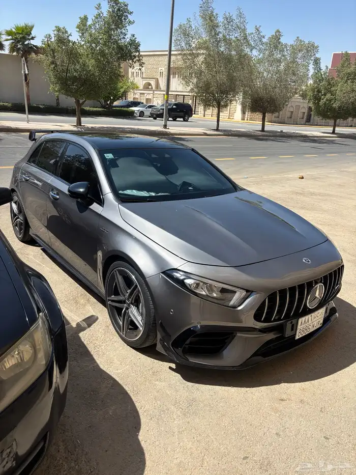 مرسيدس A45 هاتشباك AMG 0