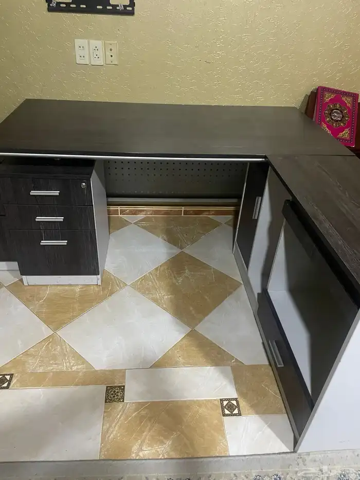 طاولة الجريسي 0