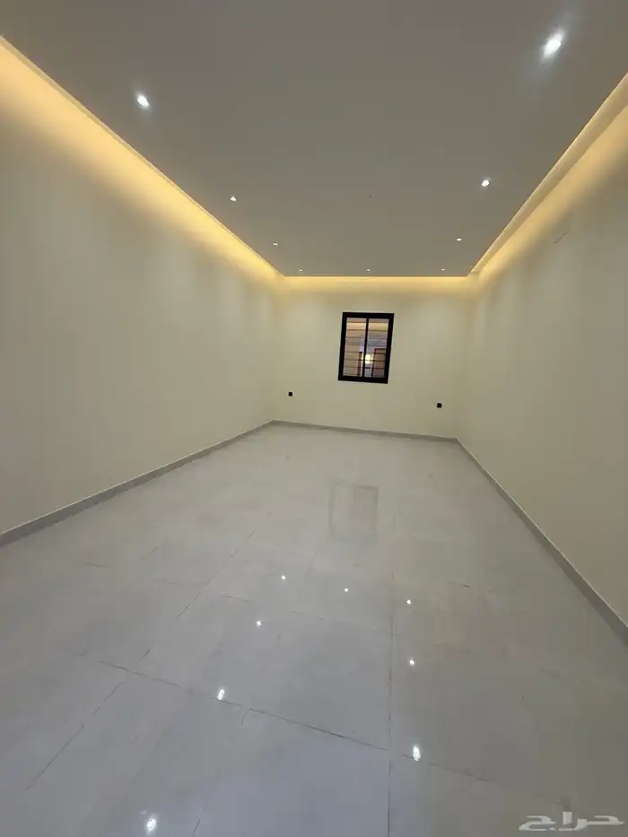 للبيع دور مستقل ارض كامله طريق الصناعيه خميس مشيط 850الف 10