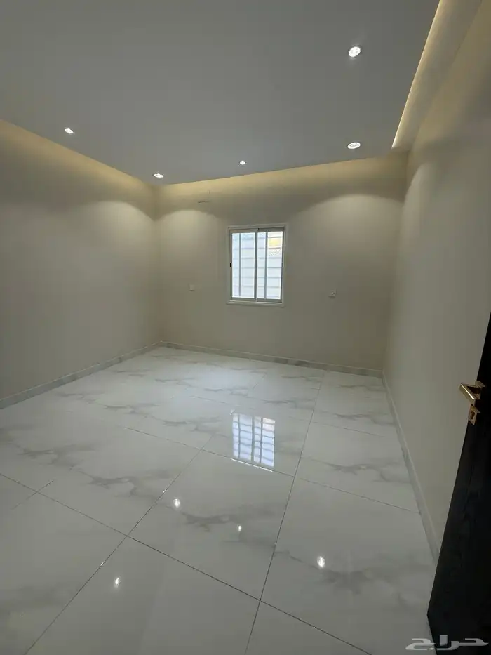 تملك دور ارضي بحوش وسيع حي الزهور المحاله ابها 580الف 16