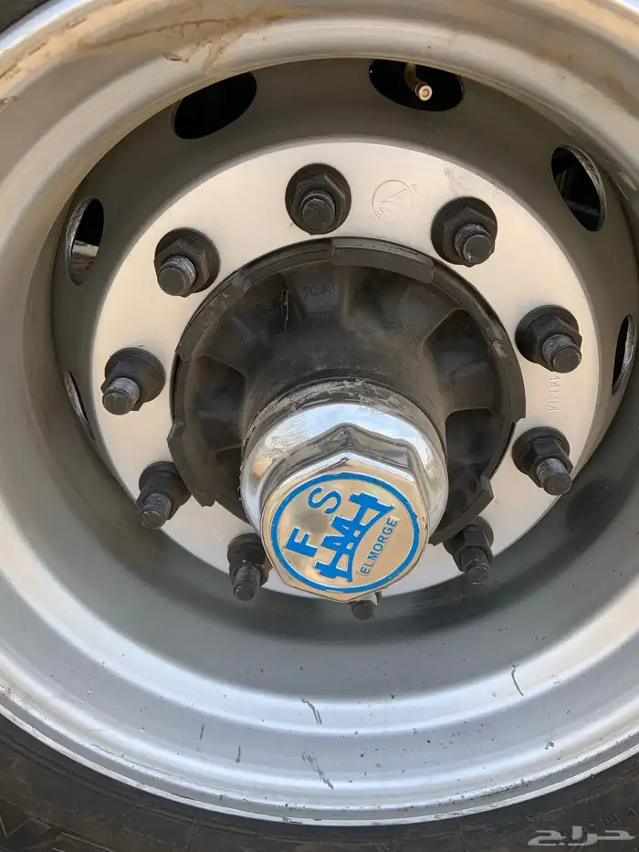 سطحه جديد. تم لبيع 7