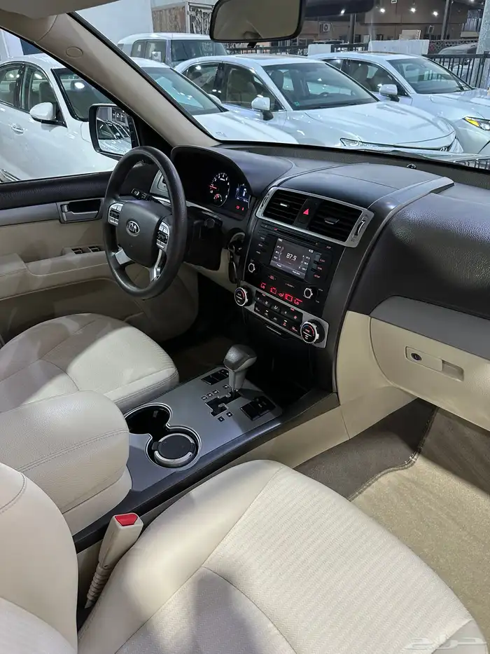 كيا موهافي 2020 نص فل مخززن وكالة بدي ومحركات شرط 45