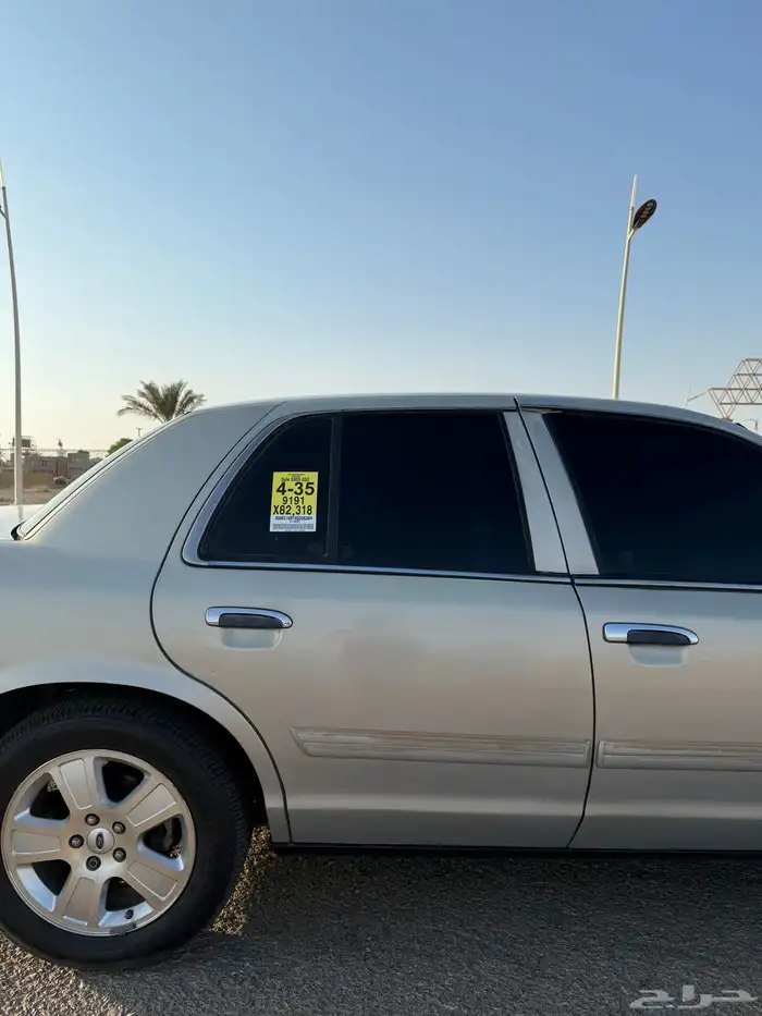 فورد كراون فكتوريا مدني سعودي 11