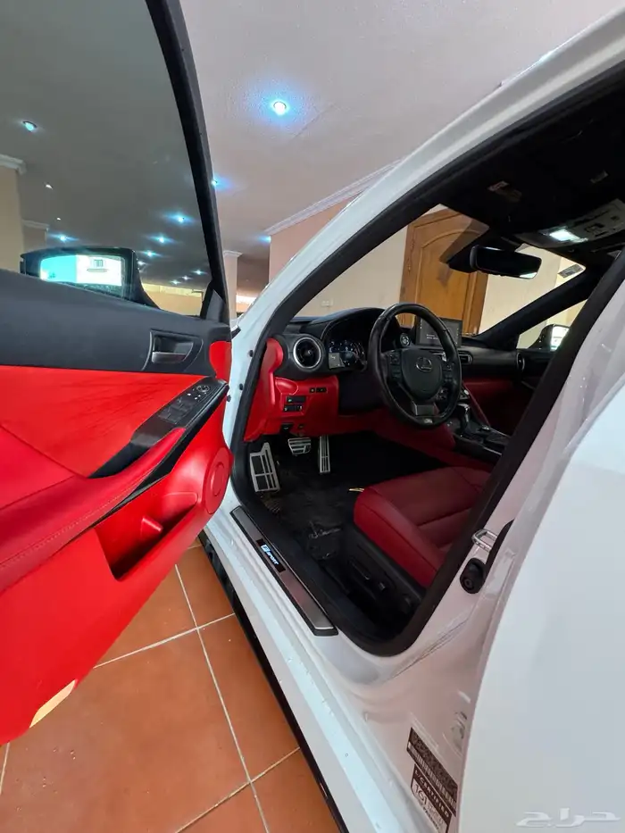 لكزس IS 350 F sport 2021 فل 22