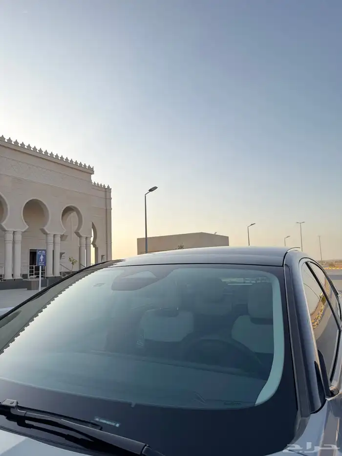 فورد تورس 2024 فل كامل تيتانيوم 38