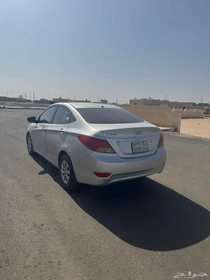 اكسنت موديل 2012 قير عادي نضيفه قيرمكينه مرشوشه كامل 2