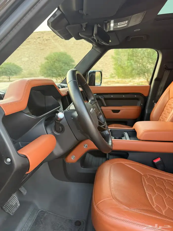 ديفندر 2020 V6 14