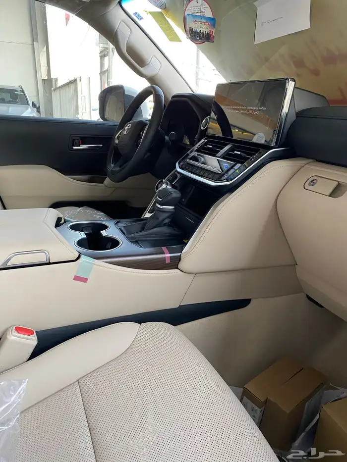 تويوتا لاندكروزر GXR 2025 رقم 4 سعودي بطاقه جمركيه 9