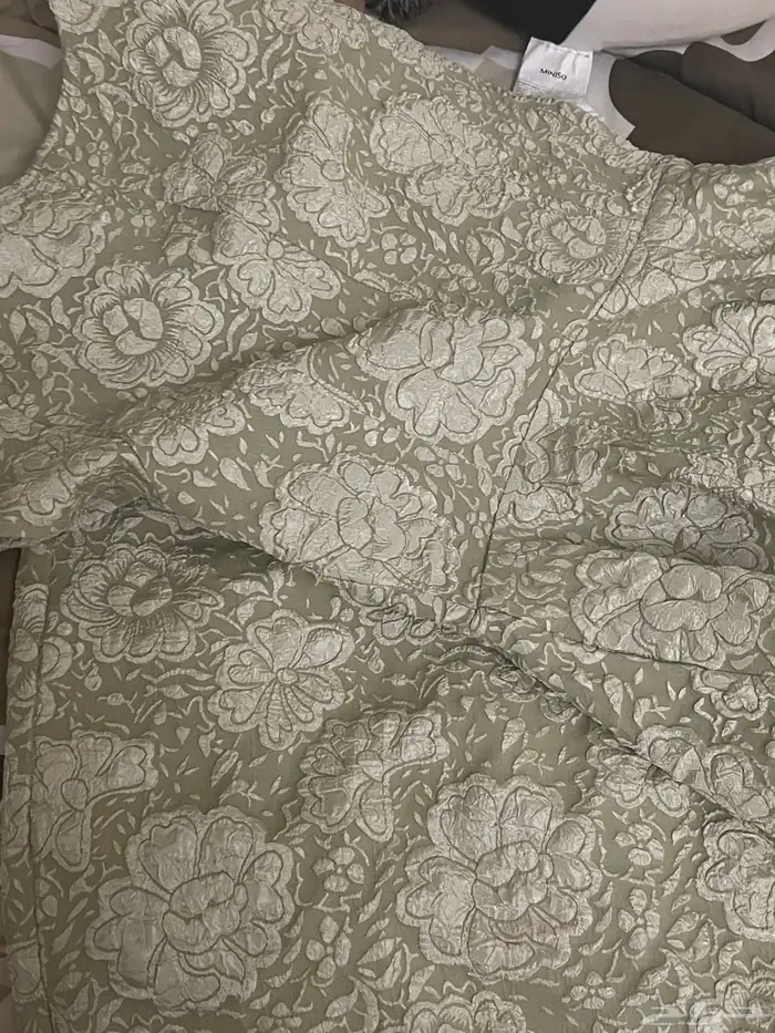 تنوره و بلوزه استعمال مره واحده للعيد 0