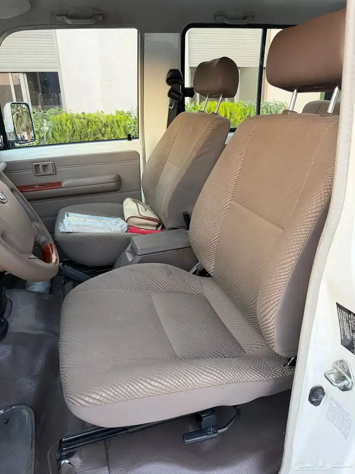 ربع تويوتا 2016 بريمي فل كامل ونش 36