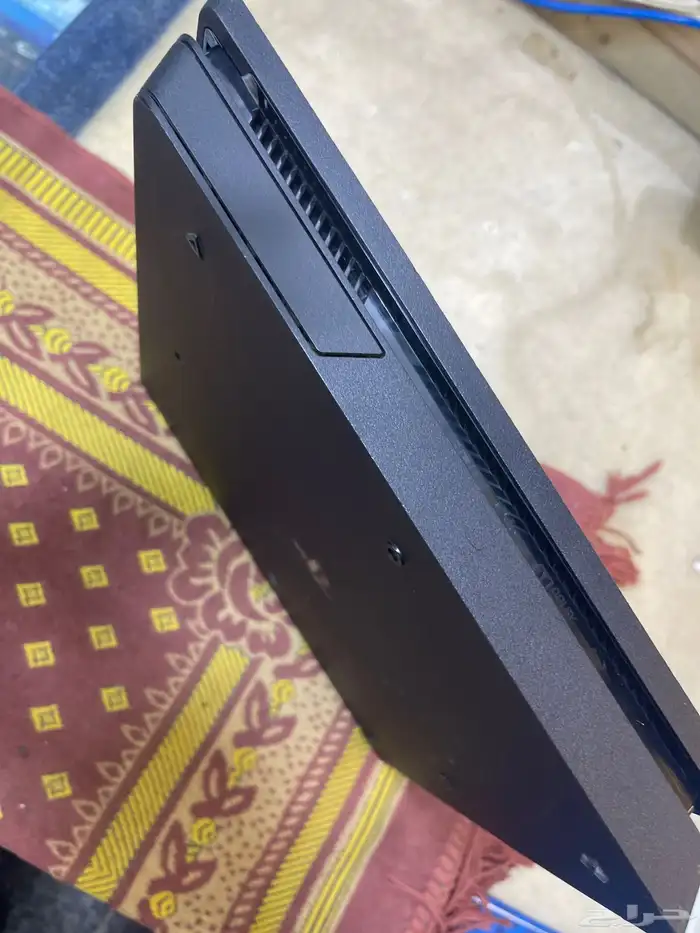 بلاستيشن فور مستخدم نظيف جدآ بتحديث جديد 2