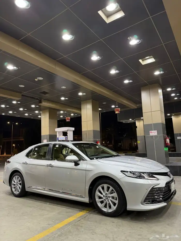 كامري 2023 GLE فل كامل سعوديه 5