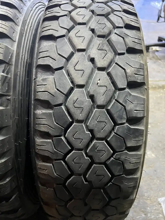 كفرات دلوب  لبنه 245.75.17مع جنوط ديازل اصلي و كاله شد بلد 24