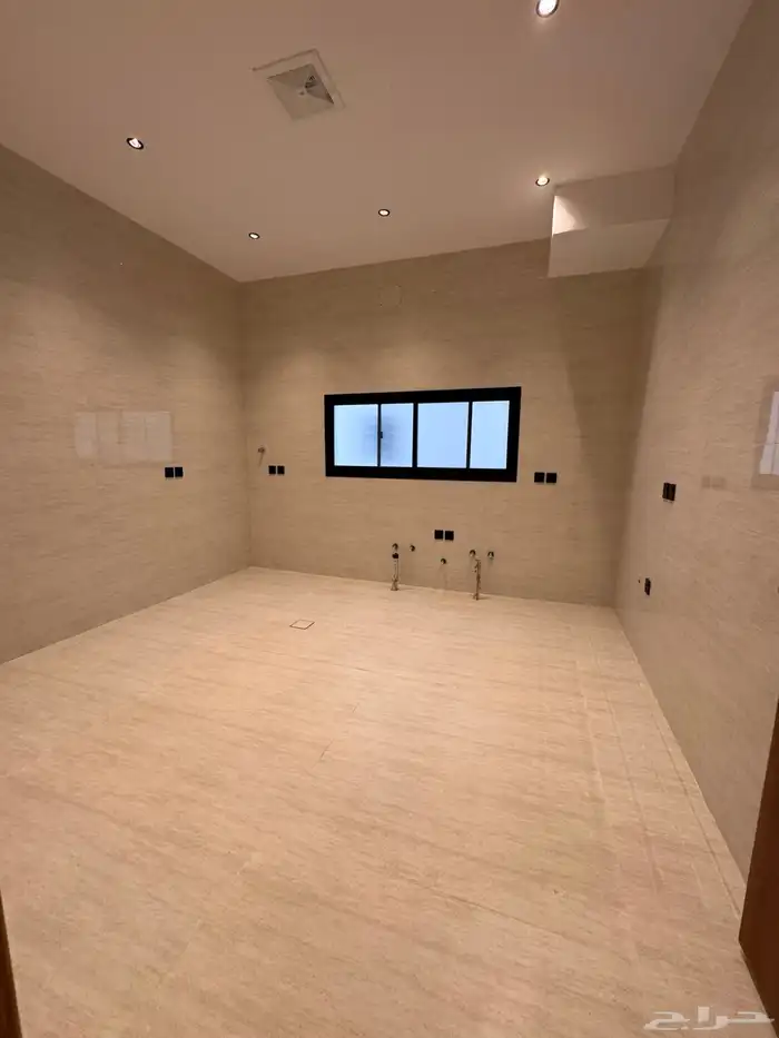 للبيع روف علوى مع ملحق 8 غرف على برحه مسجد من 680 الف 12