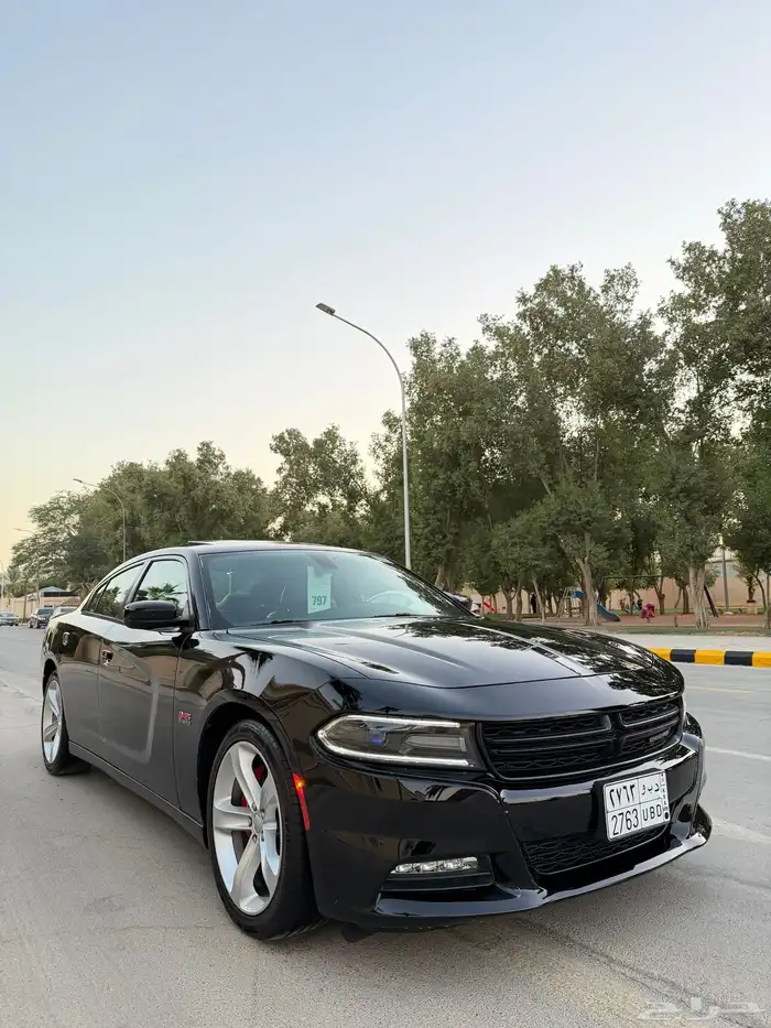 دوج تشارجر RT 2016 فل هاوس هيمي 8 سلندر بحالة الوكاله 63